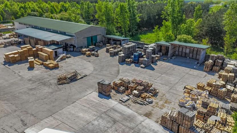 Prodej výrobních prostor, Vojkovice, 12027 m2