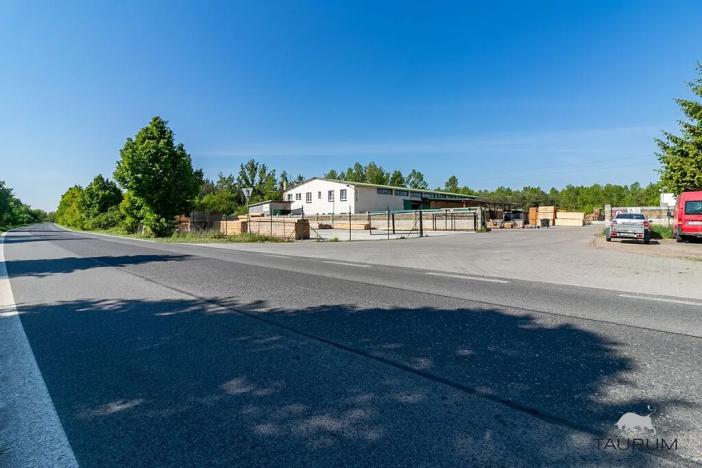 Prodej výrobních prostor, Vojkovice, 12027 m2