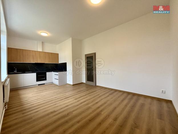 Pronájem bytu 2+kk, Ostrava - Vítkovice, Ruská, 60 m2
