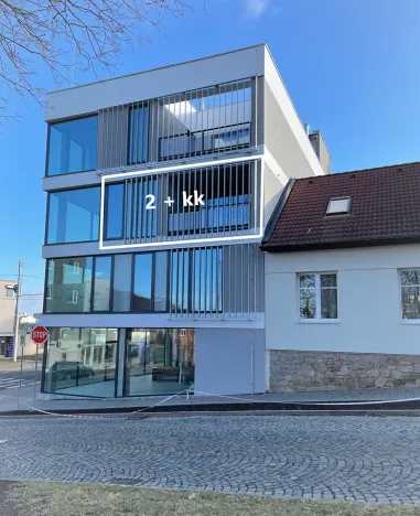 Pronájem bytu 2+kk, Zlín, Štefánikova, 52 m2