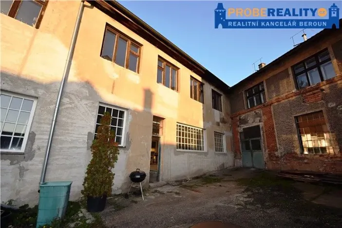 Pronájem výrobních prostor, Zdice, Husova, 100 m2