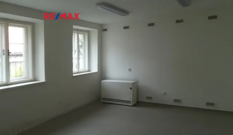 Pronájem obchodního prostoru, Polička, Tylova, 129 m2