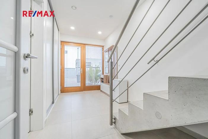 Prodej rodinného domu, Praha - Horní Počernice, Artistů, 116 m2