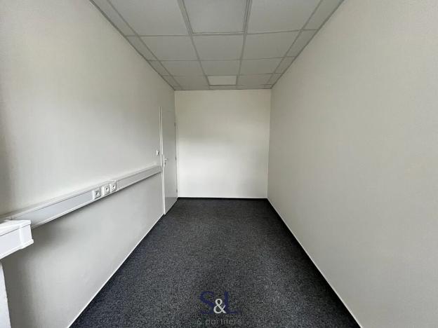 Pronájem obchodního prostoru, Liberec, Partyzánská, 95 m2