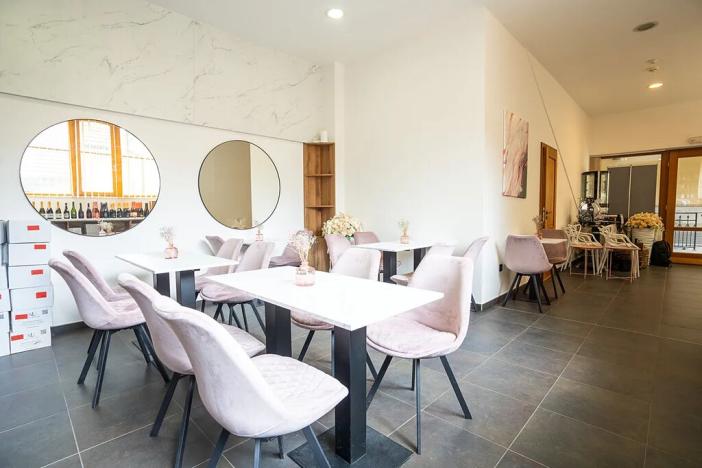 Prodej obchodního prostoru, Lednice, 21. dubna, 55 m2