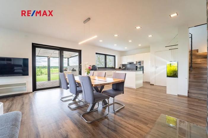 Prodej rodinného domu, Volárna, 188 m2