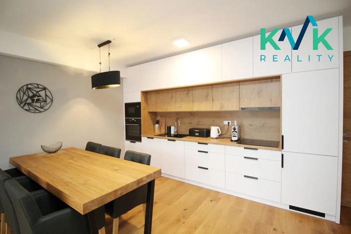 Pronájem bytu 4+kk, Karlovy Vary, Mattoniho nábřeží, 105 m2