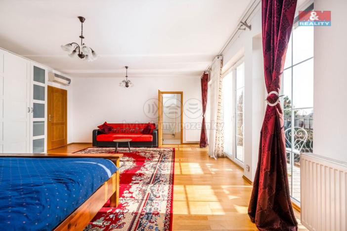 Pronájem rodinného domu, Horoměřice, Benedikta Roezla, 310 m2