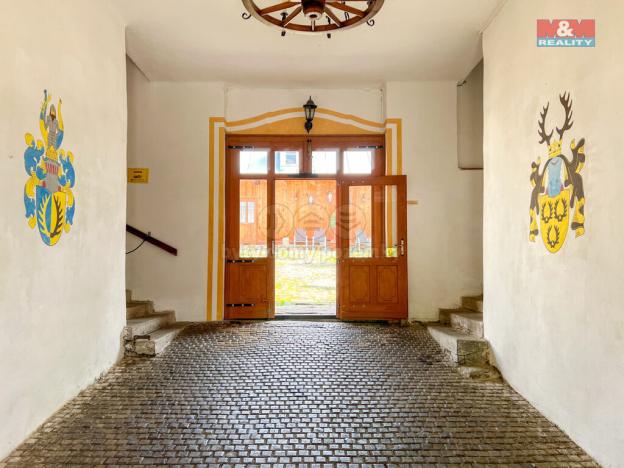 Pronájem restaurace, Železná Ruda, Klostermannovo náměstí, 270 m2