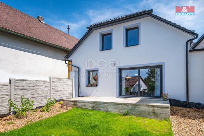 Prodej rodinného domu, Kamenice nad Lipou, Dobšova, 210 m2