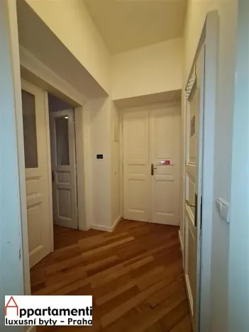 Prodej bytu 2+kk, Praha - Staré Město, Masná, 49 m2