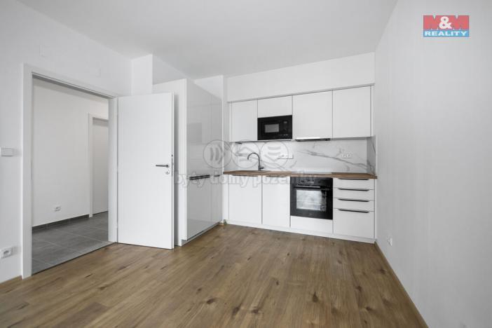Pronájem bytu 2+kk, Plzeň, Safírová, 66 m2