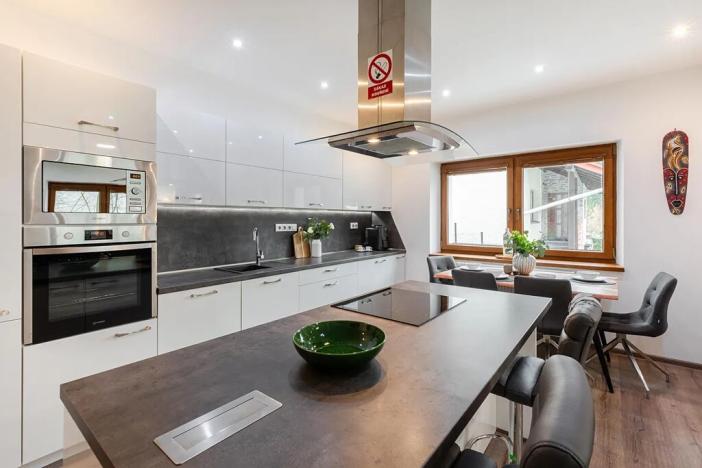 Prodej rodinného domu, Vrchlabí, Peklo, 224 m2