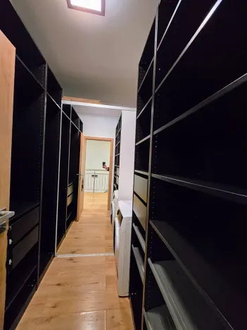 Prodej rodinného domu, Praha - Dolní Měcholupy, U svornosti, 154 m2