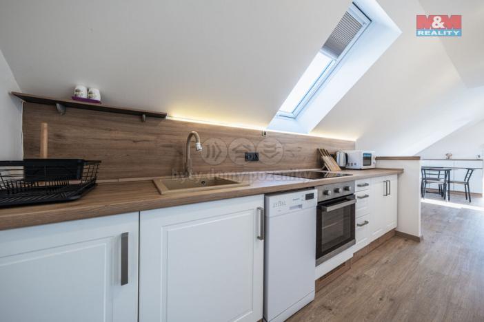 Pronájem atypického bytu, Mukařov - Žernovka, 54 m2