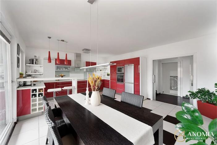 Prodej rodinného domu, Praha - Dolní Počernice, Bakurinova, 395 m2