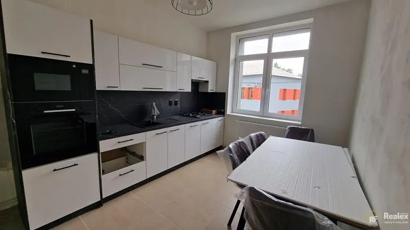 Prodej činžovního domu, Ostrava, Svatoplukova, 287 m2