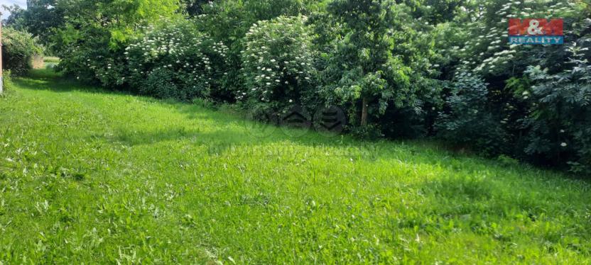 Prodej zahrady, Loučany, 1622 m2