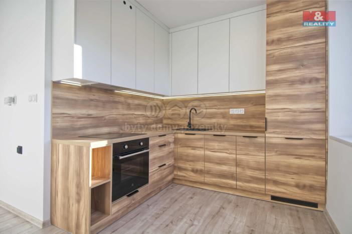 Pronájem bytu 2+1, Karviná - Nové Město, Čapkova, 64 m2