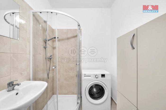 Prodej bytu 2+1, Přelouč, B. Němcové, 50 m2