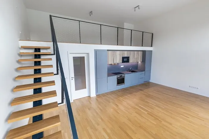 Prodej kanceláře, Praha - Žižkov, Seifertova, 67 m2