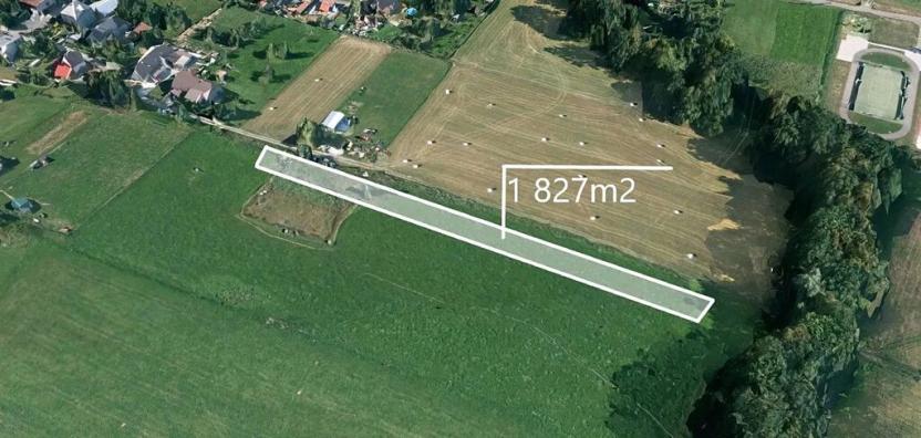 Prodej podílu pole, Ženklava, 91 m2