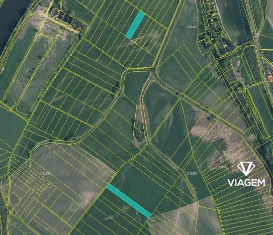 Prodej podílu pole, Kly, 1023 m2