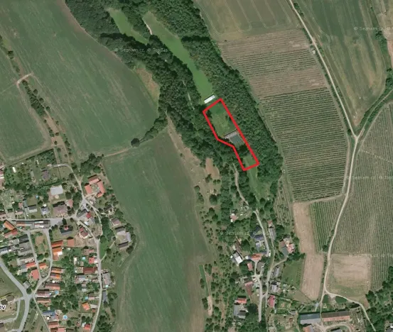 Prodej podílu komerčního pozemku, Velký Třebešov, 186 m2