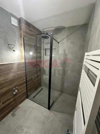 Prodej bytu 2+1, Kaplice, Polní, 61 m2