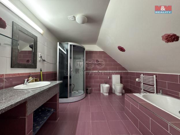 Prodej rodinného domu, Horní Stropnice - Staré Hutě, 363 m2