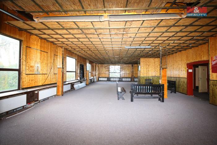 Pronájem obchodního prostoru, Hradec Králové - Pražské Předměstí, V Lipkách, 450 m2