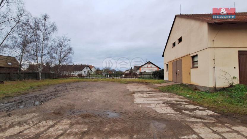 Pronájem skladu, Kratonohy, 3652 m2