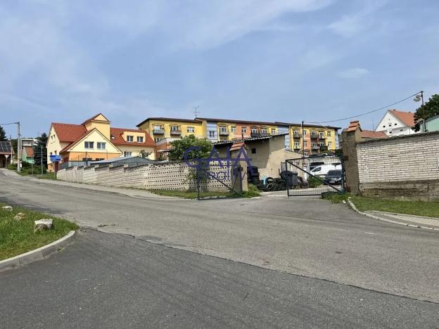 Prodej výrobních prostor, Strážovice, 450 m2