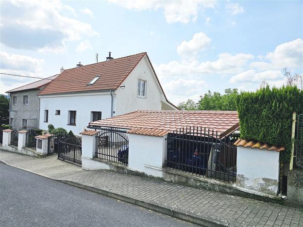 Prodej rodinného domu, Chotiměř, 180 m2