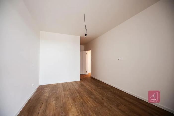 Prodej bytu 4+kk, Mokrá-Horákov, 125 m2