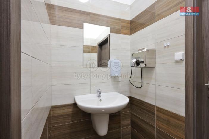 Pronájem kanceláře, Ledeč nad Sázavou, Podolí, 54 m2
