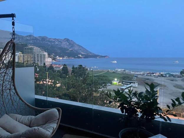 Prodej bytu 2+kk, Bečići, Černá Hora, 73 m2