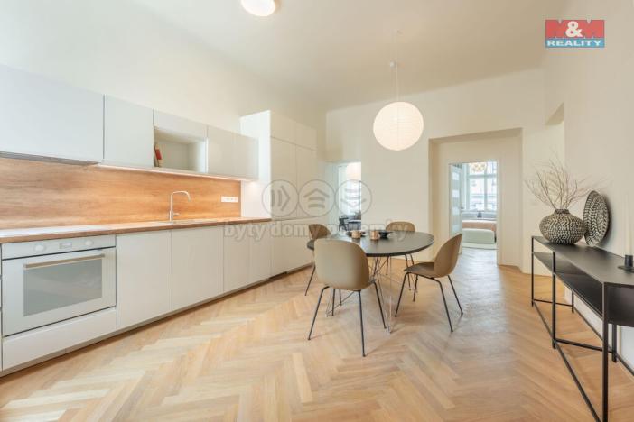 Prodej bytu 3+1, Praha - Vinohrady, Balbínova, 96 m2