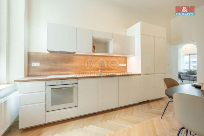 Prodej bytu 3+1, Praha - Vinohrady, Balbínova, 96 m2