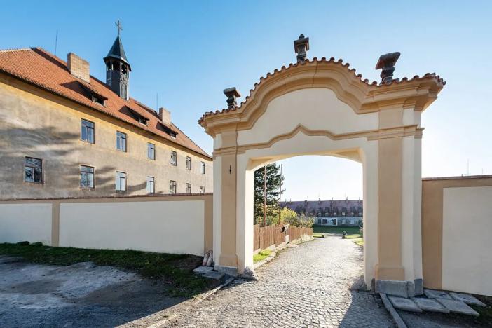 Prodej pozemku pro bydlení, Hradištko, Pod Vodojemem, 921 m2