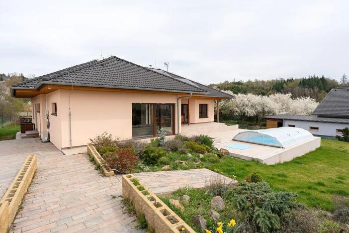 Prodej rodinného domu, Ondřejov, V Lukách, 151 m2