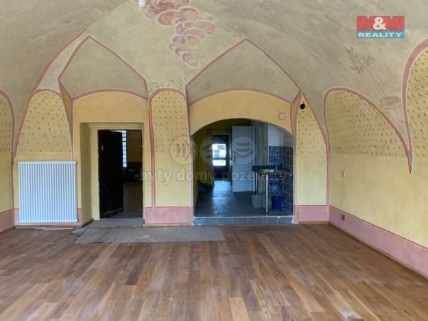 Pronájem obchodního prostoru, Hranice, Masarykovo náměstí, 80 m2