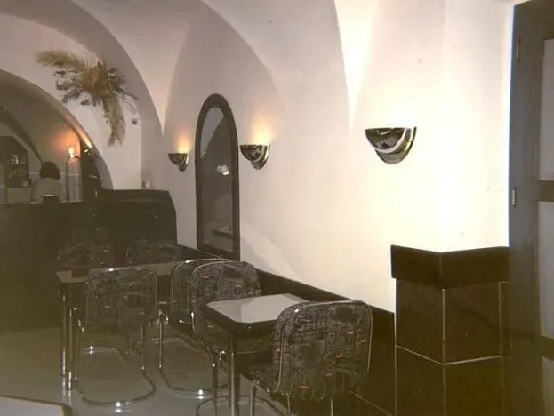 Pronájem obchodního prostoru, Jihlava, Husova, 36 m2