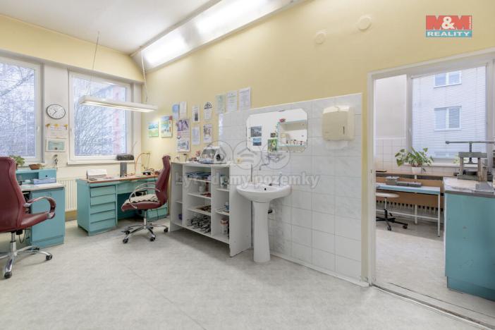 Prodej obchodního prostoru, Ostrava - Poruba, 1. československého armádního sboru, 493 m2