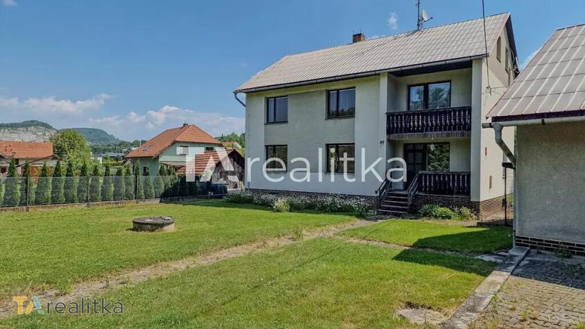 Prodej rodinného domu, Ženklava, 360 m2