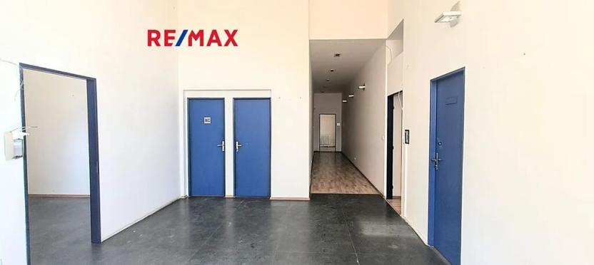 Pronájem kanceláře, Praha - Kobylisy, Horňátecká, 72 m2