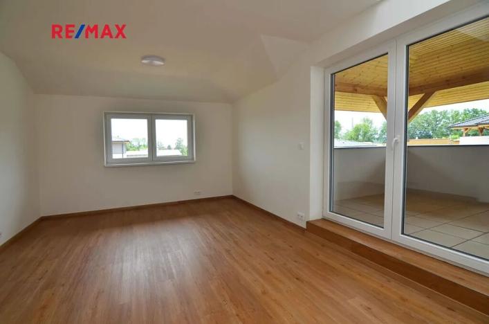 Pronájem bytu 3+1, Úhonice, Otakara Kádnera, 104 m2