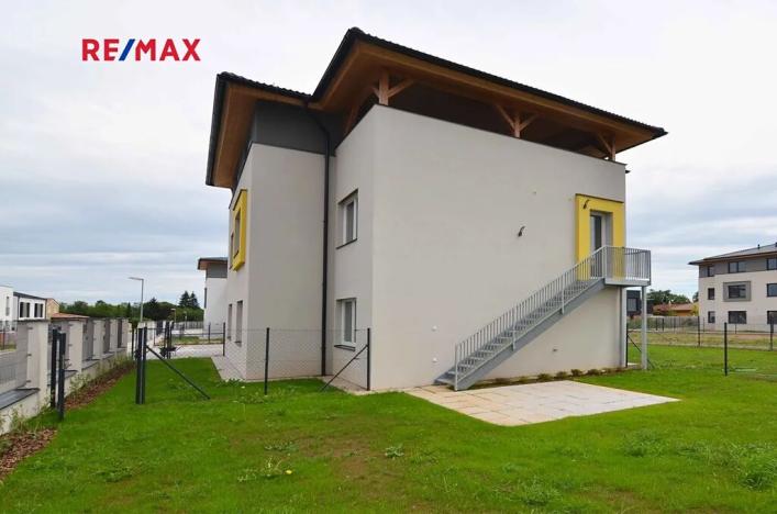 Pronájem bytu 3+1, Úhonice, Otakara Kádnera, 104 m2