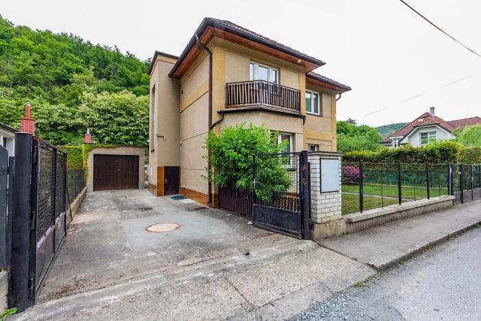 Prodej rodinného domu, Měchenice, M. J. Hurta, 230 m2