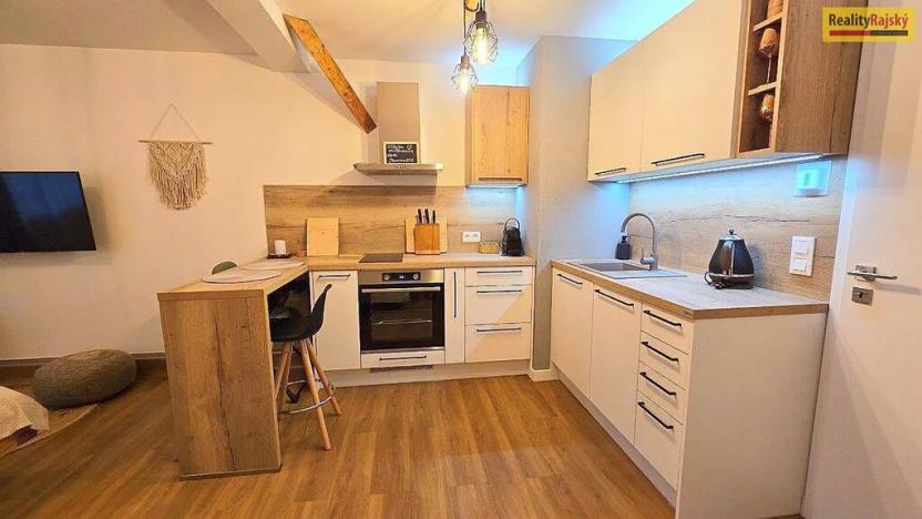 Prodej bytu 1+kk, Čachrov, 28 m2